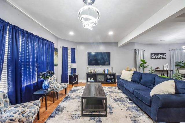 8745 S Sangamon Street, Chicago, IL 60620