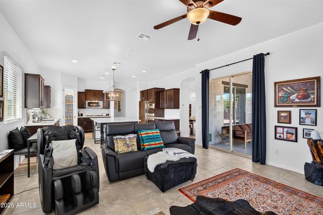 1481 S CARRIAGE Lane, Chandler, AZ 85286