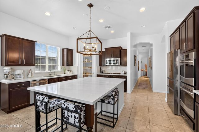 1481 S CARRIAGE Lane, Chandler, AZ 85286