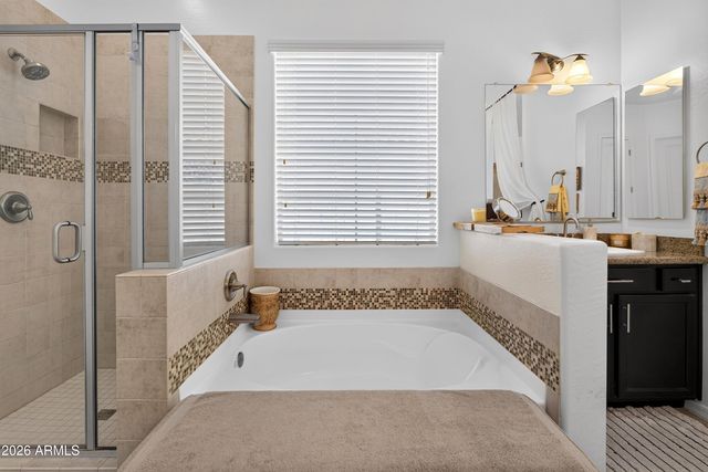 1481 S CARRIAGE Lane, Chandler, AZ 85286