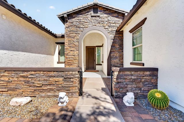 1481 S CARRIAGE Lane, Chandler, AZ 85286