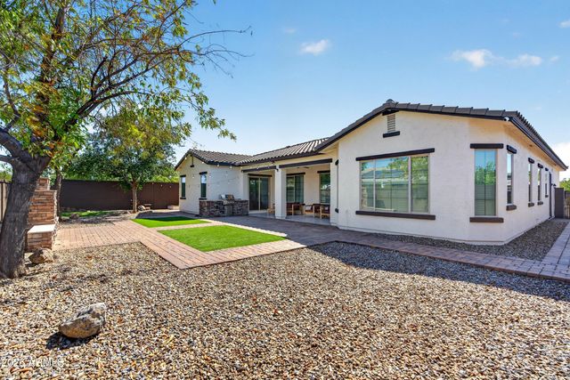 1481 S CARRIAGE Lane, Chandler, AZ 85286