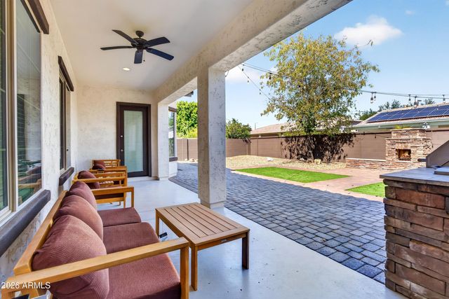 1481 S CARRIAGE Lane, Chandler, AZ 85286