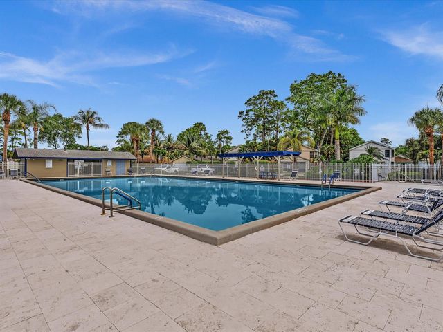 5610 Dewberry Way, West Palm Beach, FL 33415