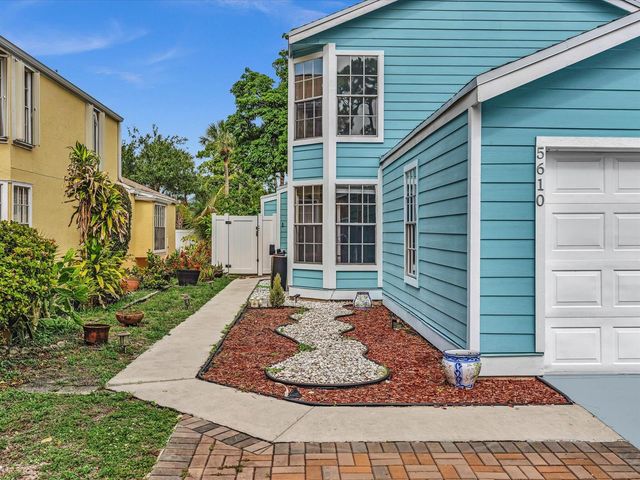 5610 Dewberry Way, West Palm Beach, FL 33415