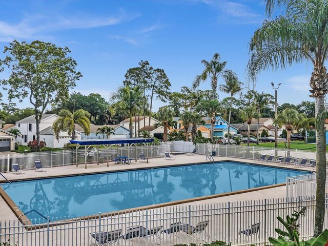 5610 Dewberry Way, West Palm Beach, FL 33415