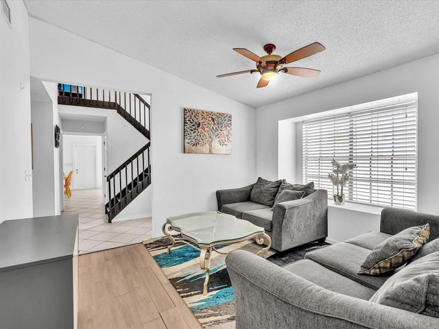 5610 Dewberry Way, West Palm Beach, FL 33415