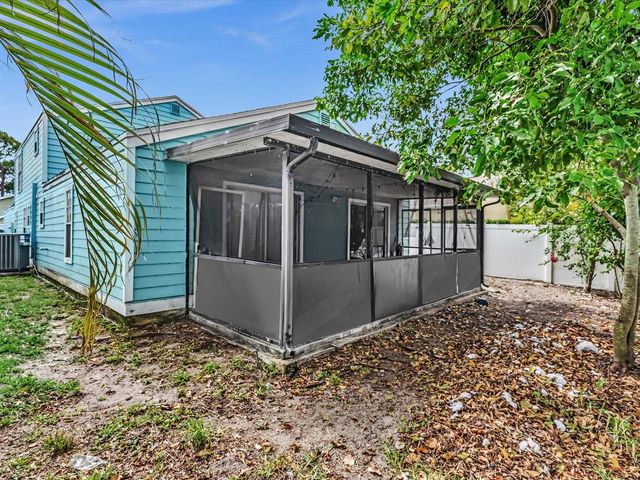 5610 Dewberry Way, West Palm Beach, FL 33415
