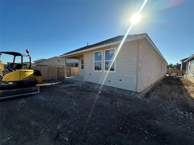 113 Knockout Rose DR, San Marcos, TX 78666