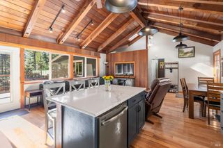 46581 Iversen Dr, Gualala, CA 95445