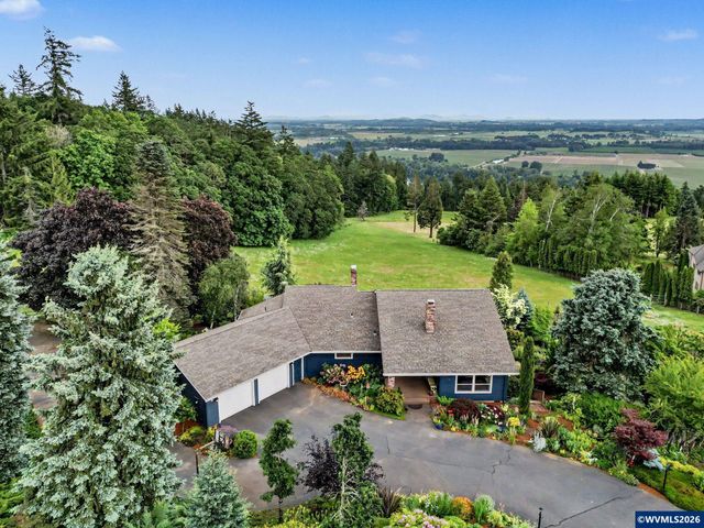3876 Kalakala Cir S, Salem, OR 97306