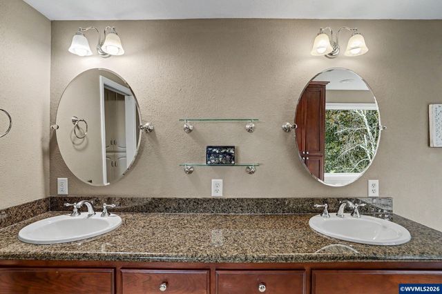 3876 Kalakala Cir S, Salem, OR 97306