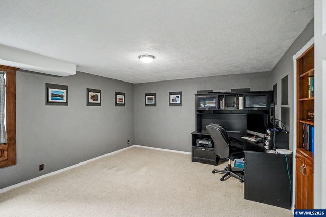 3876 Kalakala Cir S, Salem, OR 97306