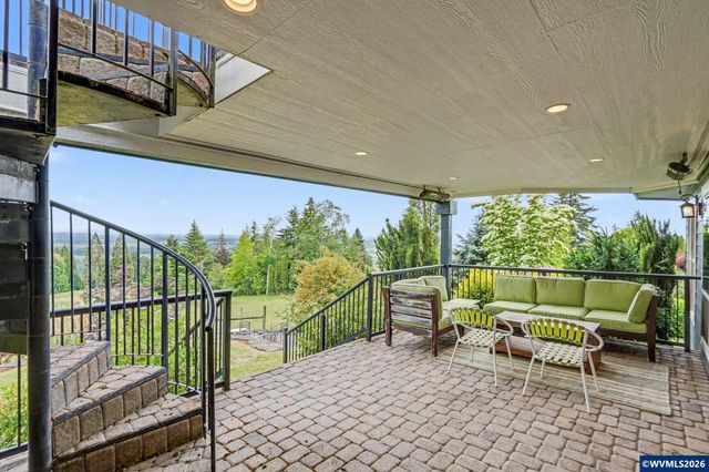 3876 Kalakala Cir S, Salem, OR 97306
