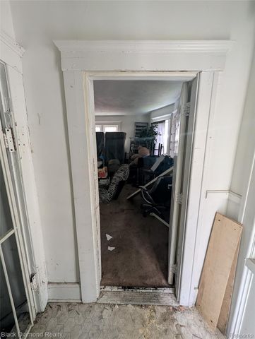 3049 Montclair Street, Detroit, MI 48214