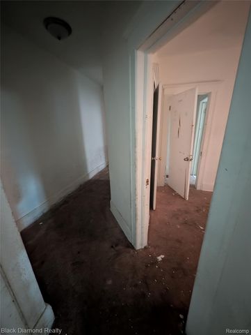 3049 Montclair Street, Detroit, MI 48214