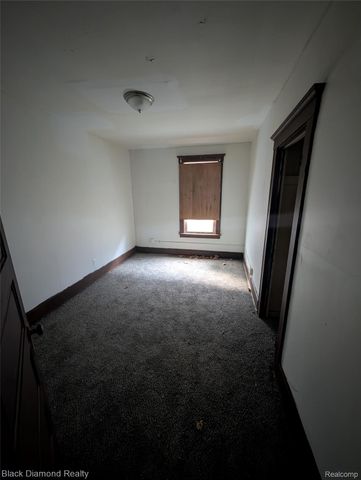 3049 Montclair Street, Detroit, MI 48214