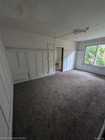 3049 Montclair Street, Detroit, MI 48214