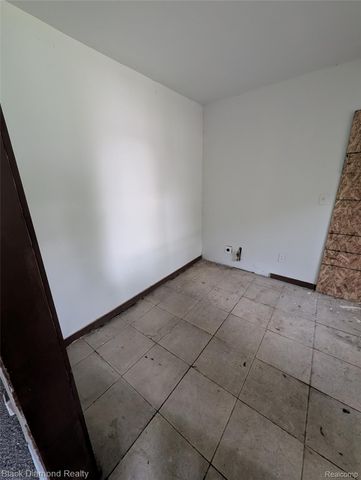 3049 Montclair Street, Detroit, MI 48214
