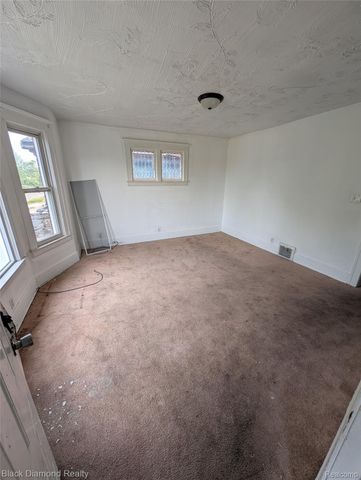 3049 Montclair Street, Detroit, MI 48214