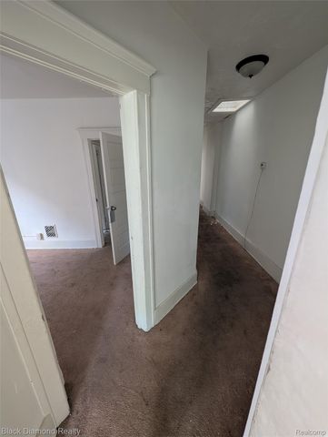 3049 Montclair Street, Detroit, MI 48214