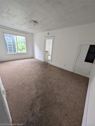 3049 Montclair Street, Detroit, MI 48214