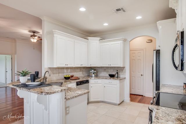 230 Macey Lane, Bossier City, LA 71111