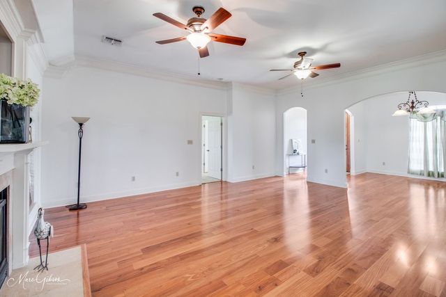 230 Macey Lane, Bossier City, LA 71111