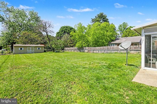 140 GLENDALE ST, Carlisle, PA 17013