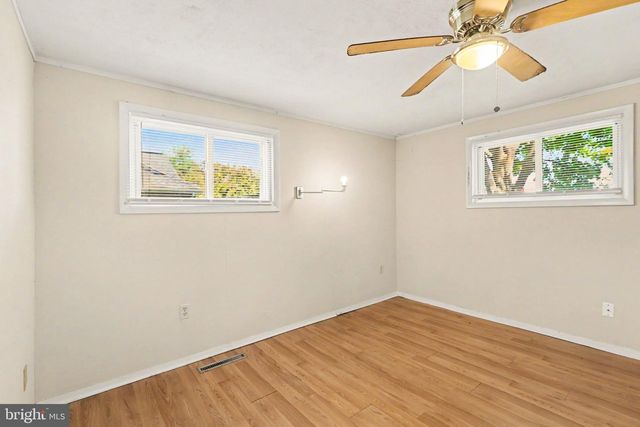 140 GLENDALE ST, Carlisle, PA 17013