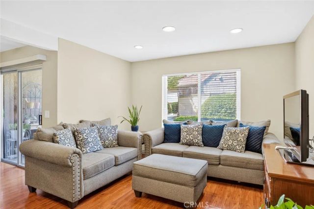 1535 Border Avenue C, Corona, CA 92882