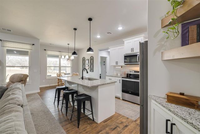 2000 Loyal Roots Circle, Blanchard, OK 73010