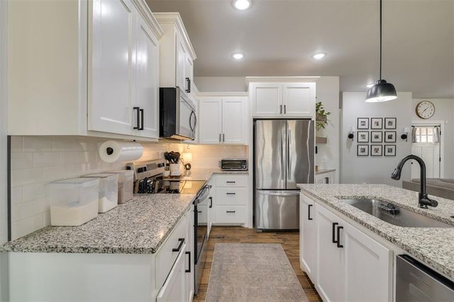 2000 Loyal Roots Circle, Blanchard, OK 73010