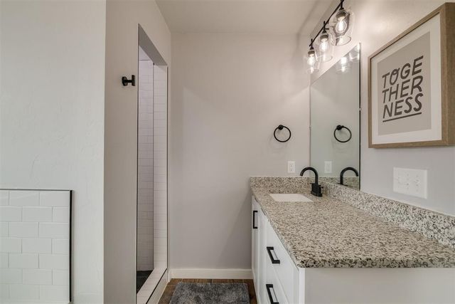 2000 Loyal Roots Circle, Blanchard, OK 73010