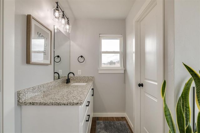 2000 Loyal Roots Circle, Blanchard, OK 73010