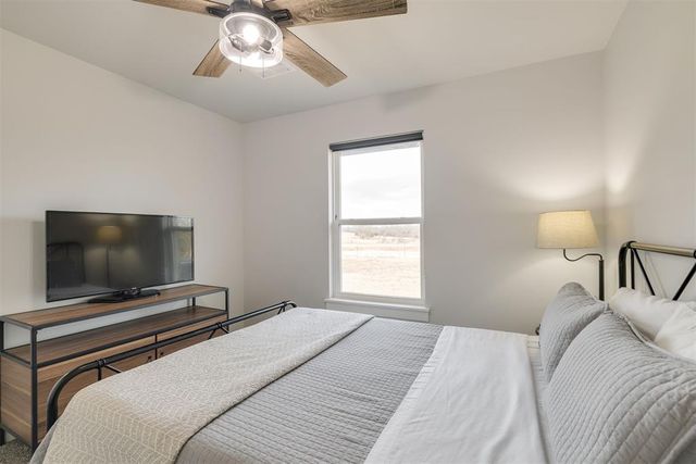 2000 Loyal Roots Circle, Blanchard, OK 73010