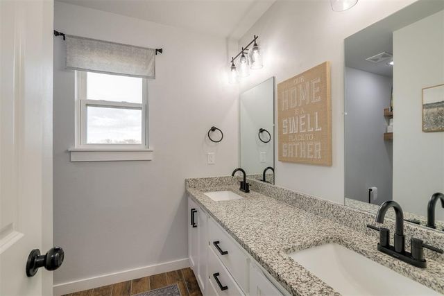 2000 Loyal Roots Circle, Blanchard, OK 73010