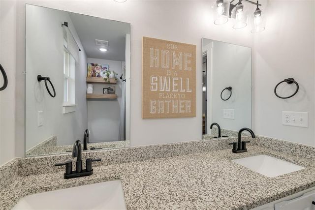 2000 Loyal Roots Circle, Blanchard, OK 73010