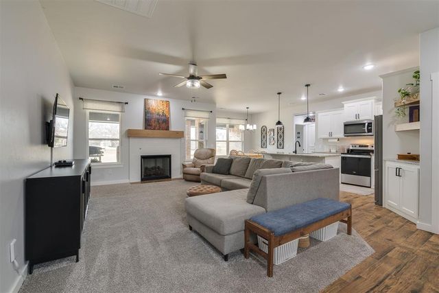 2000 Loyal Roots Circle, Blanchard, OK 73010