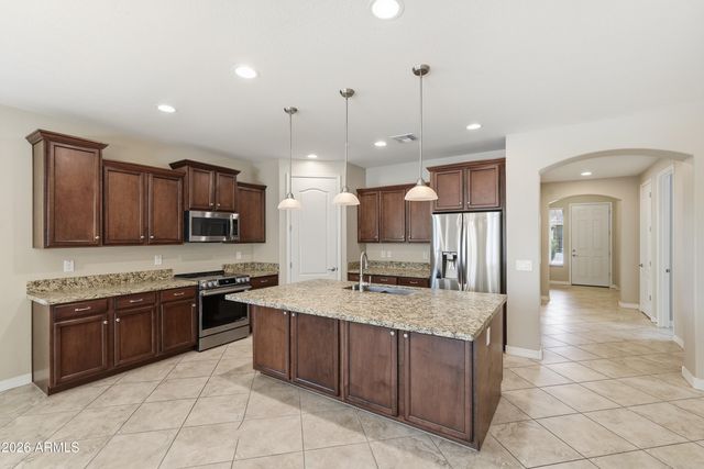 7651 W MOLLY Drive, Peoria, AZ 85383