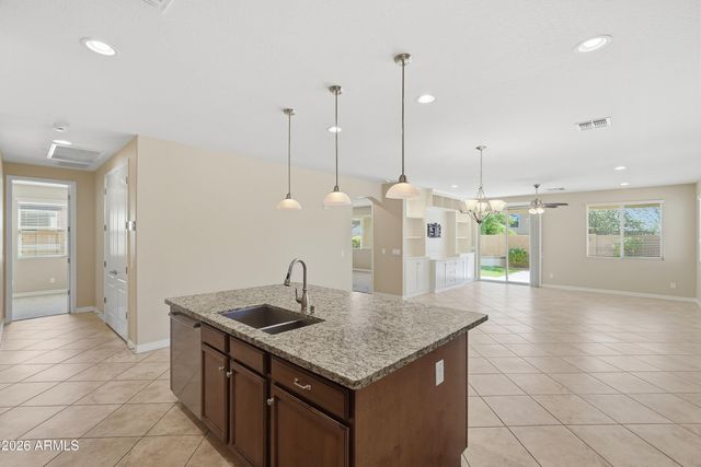 7651 W MOLLY Drive, Peoria, AZ 85383