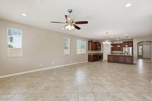 7651 W MOLLY Drive, Peoria, AZ 85383