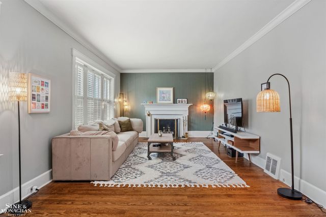 357 Roosevelt Pl. Place, Grosse Pointe, MI 48236