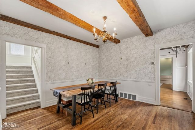 357 Roosevelt Pl. Place, Grosse Pointe, MI 48236
