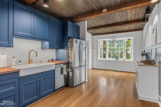 357 Roosevelt Pl. Place, Grosse Pointe, MI 48236