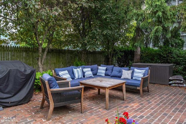357 Roosevelt Pl. Place, Grosse Pointe, MI 48236