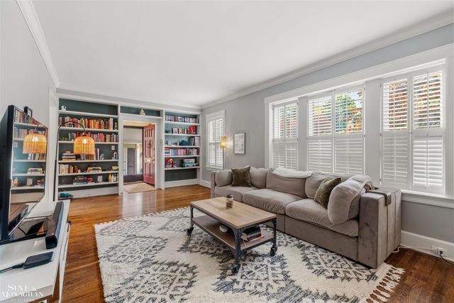 357 Roosevelt Pl. Place, Grosse Pointe, MI 48236