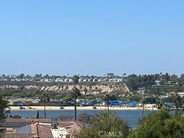 118 Villa Point, Newport Beach, CA 92660
