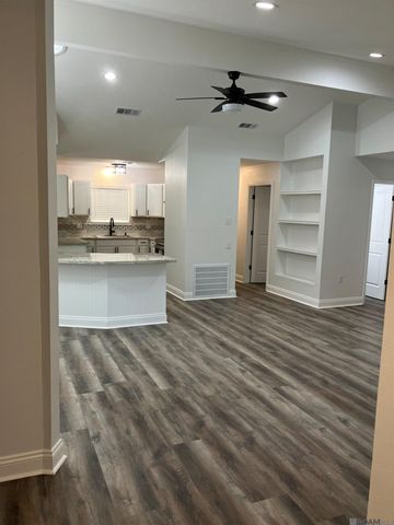 17741 La Grange Ct, Saint George, LA 70817