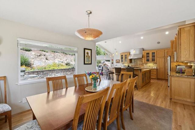 23500 Sunset Drive, Los Gatos, CA 95033